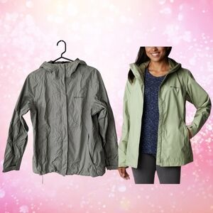 Columbia Women's Packable Hooded Rain Jacket Light Green Size L☔